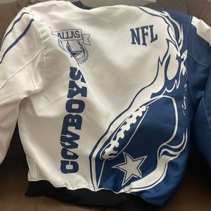 Women’s Dallas, cowboy, NFL stadium jacket never worn